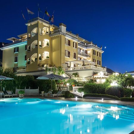 La Medusa Hotel - Dimora Di Charme Castellammare di Stabia Exterior foto