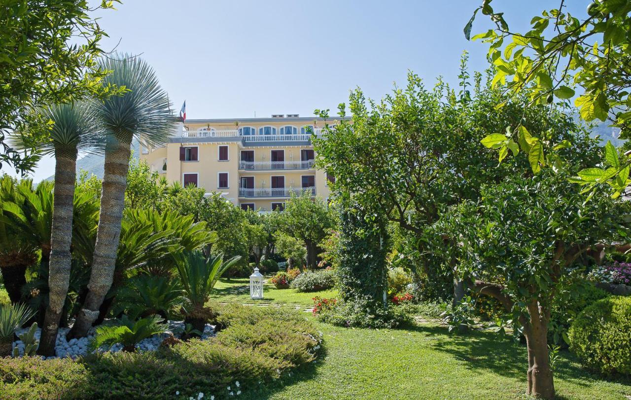 La Medusa Hotel - Dimora Di Charme Castellammare di Stabia Exterior foto