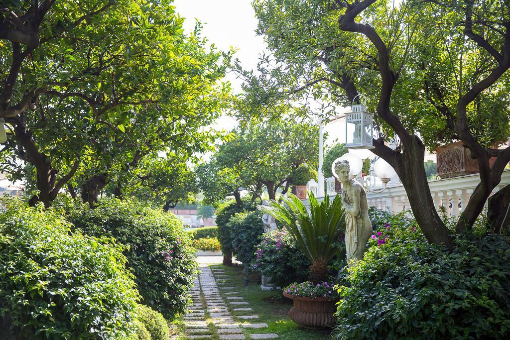 La Medusa Hotel - Dimora Di Charme Castellammare di Stabia Exterior foto